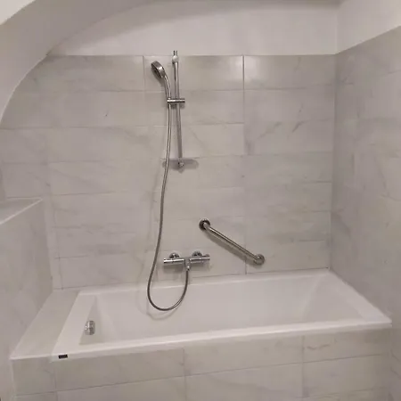 Candolini דירה *