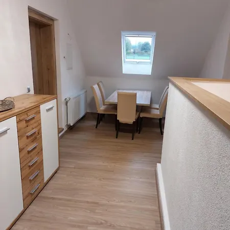 דירה Candolini *