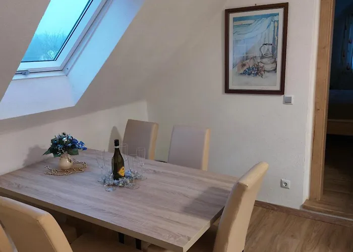 Candolini Apartament Mullnern